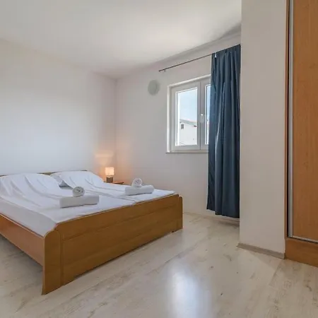 Red Apartment *